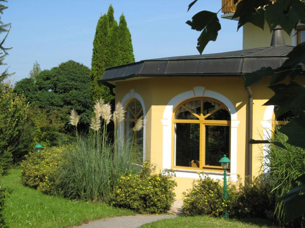 Dreilandhof Hotel Лойперсдорф бай Фюрстенфелд Екстериор снимка