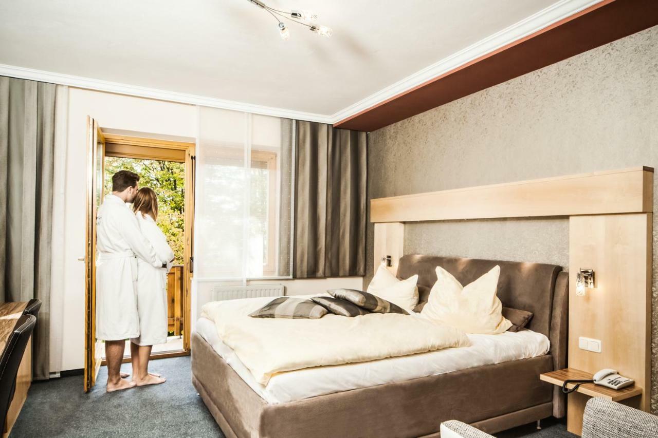 Dreilandhof Hotel Лойперсдорф бай Фюрстенфелд Екстериор снимка